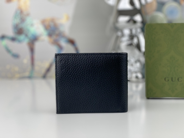 グッチ財布コピー背面デザイン